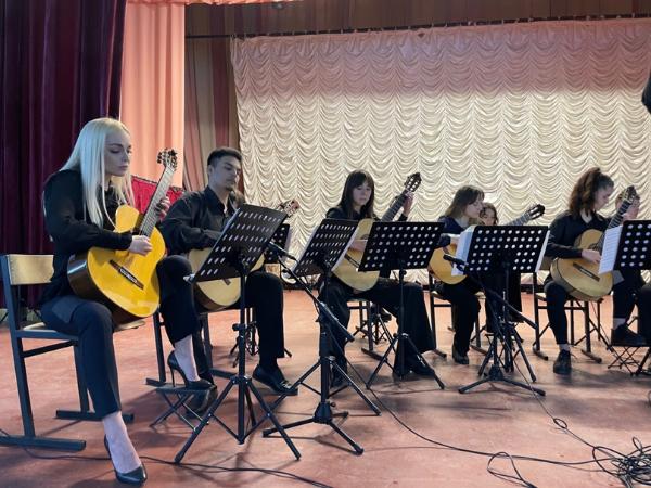 Концерт гитарной музыки прошел в Ростовском колледже искусств